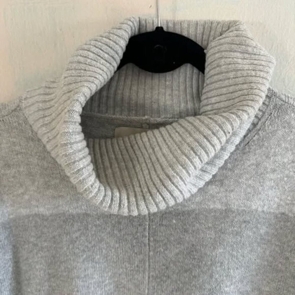 LOFT Oversized Green/Gray Colorblock Pocket Poncho Sweater Gray OmbrΓ© Size Small - Picture 5 of 11